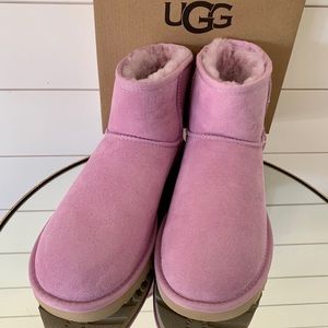 UGG Classic Mini II in California Aster